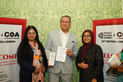 Sınırları Aşan Eğitimci  Dr. Fuat Turgut 