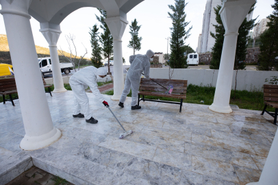 İzmir Narlıdere'de camilerde temizlik çalışması