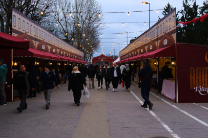 Kitap Sokağı Sakarya’da kapılarını açtı