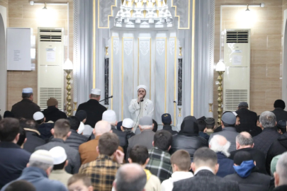 Hafız Alpcan Çelik Somuncu Baba Camisinde İnegöllülerle buluştu