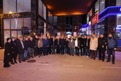 İzmitli esnaflar, Başkan Büyükakın’ı iftarda ağırladı