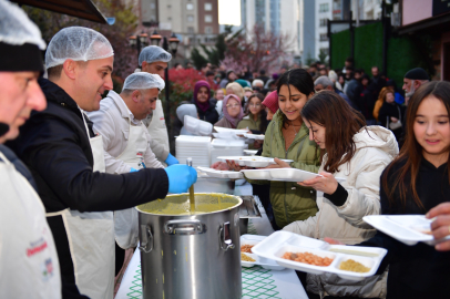 Bursa Osmangazi’de Kiremitçi Mahallesi’nde iftar sofrası