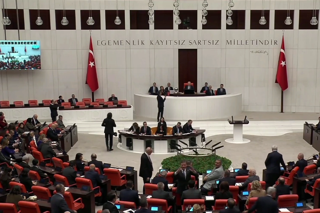 TBMM, İran'a yönelik saldırıları kapalı oturumda görüşüyor