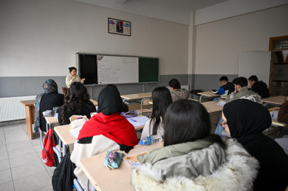 Malatya'da gençlerin üniversite hedefine Büyükşehir desteği