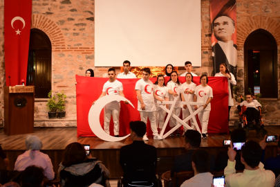 Bursa Osmangazi’de engelli çocuklardan gururlandıran gösteri