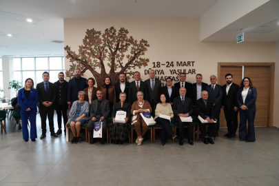 İBB Huzurevi'nde duygusal bayramlaşma