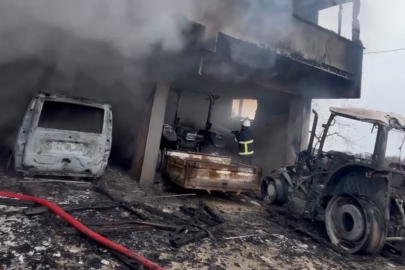 Düzce'de garaj yangınında 6 araç kullanılamaz hale geldi