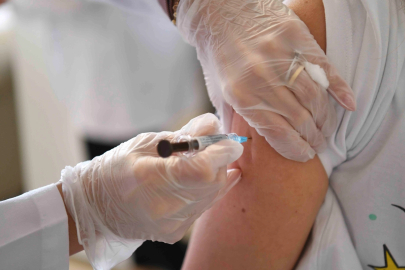 Ankara'da örnek HPV aşı uygulaması devam ediyor
