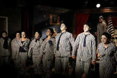 Kocaeli'de İzmit’in yeni sanat sahnesi açıldı