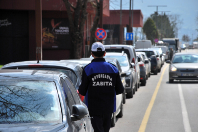 Kocaeli'de hatalı parklara zabıta müdahalesi