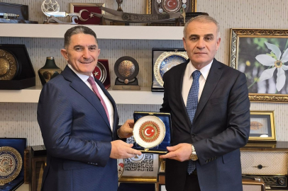 Ağrı Milletvekili Çelebi’den İrfan Fidan’a tebrik ziyareti