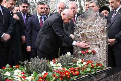 Devlet Bahçeli'den Başbuğ'a ziyaret