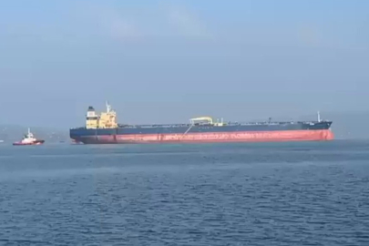 1915 Çanakkale Köprüsü önlerinde arızalanan tanker güvenli bölgeye çekildi