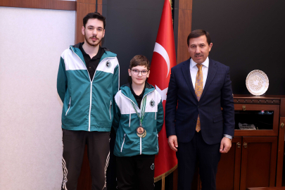 Tahir Efe Türkiye'nin gururu oldu