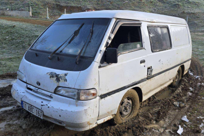 Bilecik Pazaryeri’nde kaçak orman emvaline suçüstü!