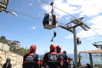 Ordu’da teleferik hattında nefes kesen kurtarma tatbikatı