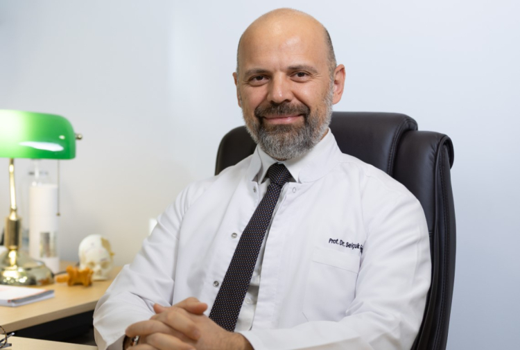 Bağışıklık sistemi değişti! Kadınlar daha çok hissediyor