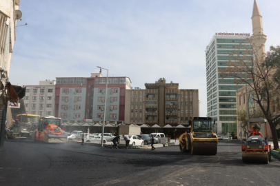 Şanlıurfa'da asfalt çalışmaları tam gaz