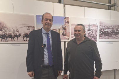 İzmirli koleksiyoner Mert Rüstem'den Yunanistan'da dördüncü sergi Atina'da