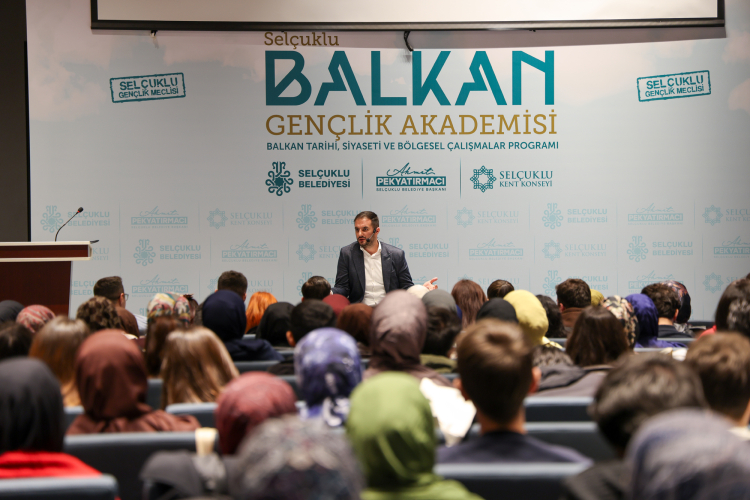 Konya Selçuklu’da Balkan Gençlik Akademisi başladı