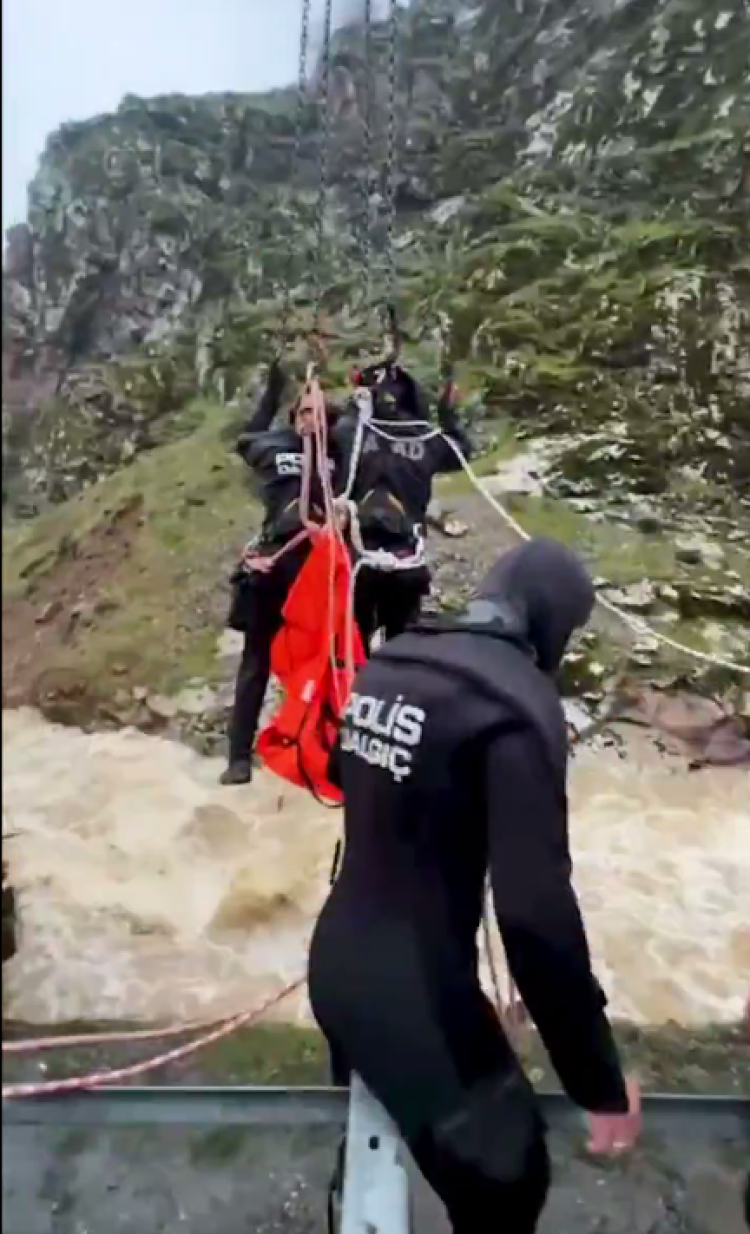 Bitlis Hizan’da beton mikseri kazası