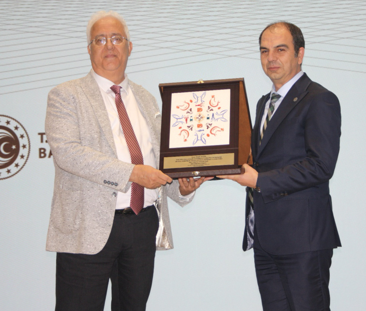 İhracat şampiyonu Has Tavuk’a 4 ödül birden