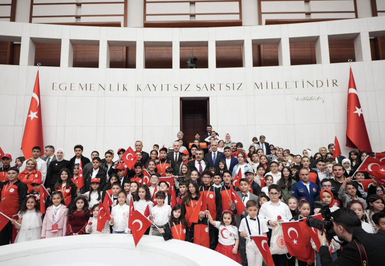 TBMM’de özel oturum… Meclis’i çocuklar yönetti
