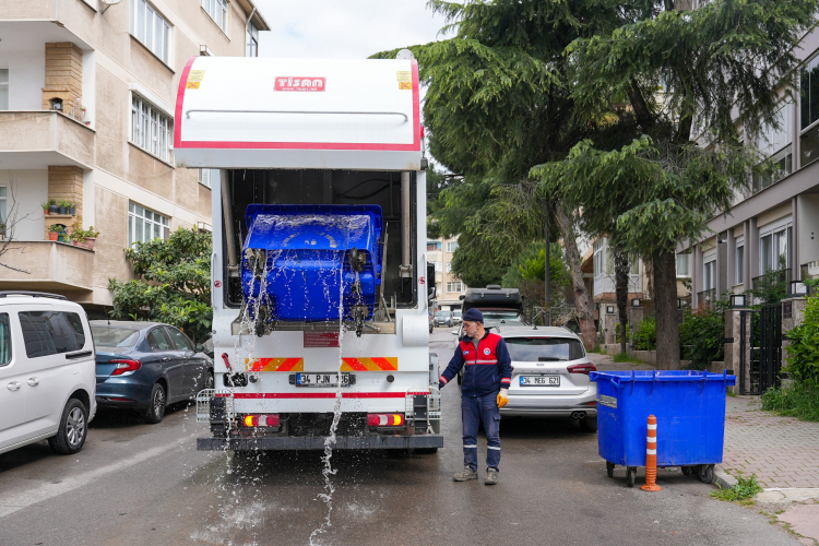 İstanbul Maltepe’de bahar temizliği hız kesmiyor