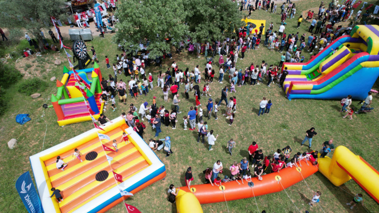 İzmir Güzelbahçe 23 Nisan’a hazır
