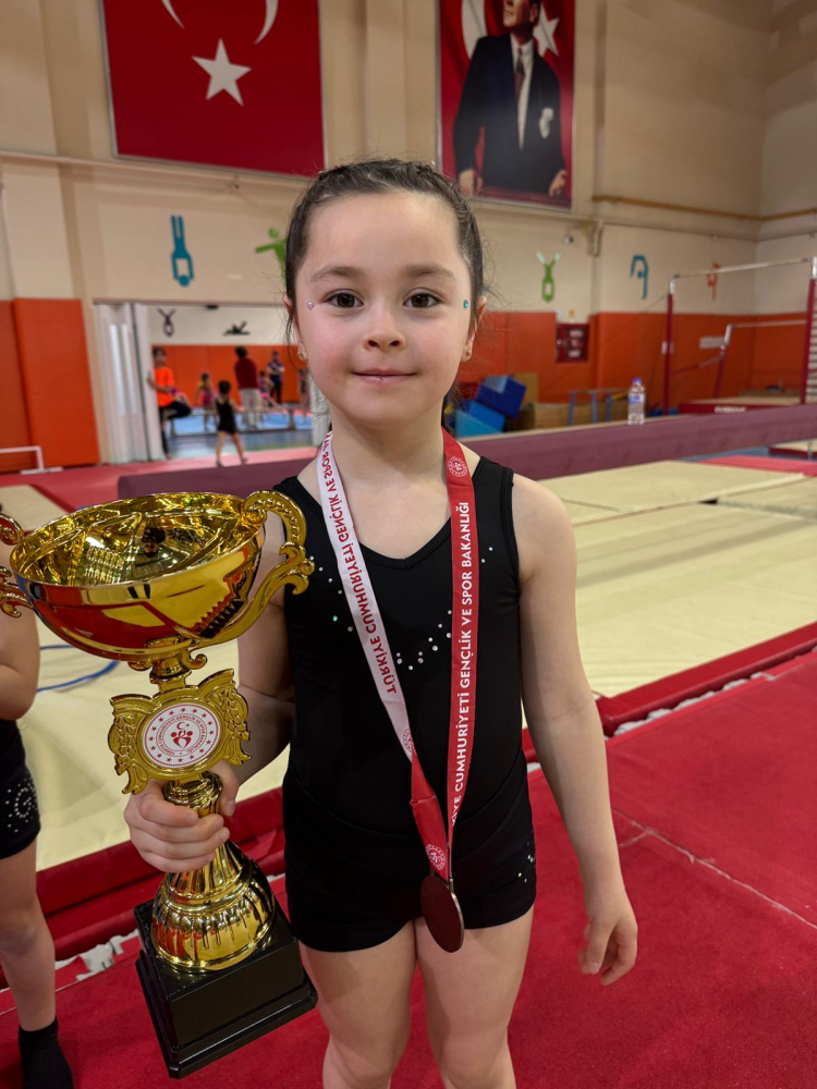 Yıldırımlı sporculardan TBMM Kupasına imza