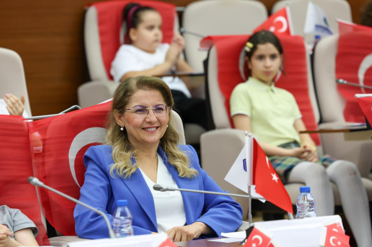 İstanbul Bakırköy’de Çocuk Meclisi’nden özel oturum