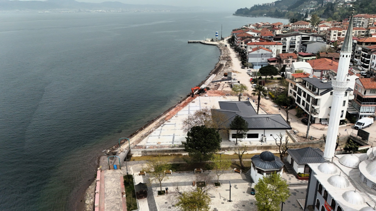 Dalga kırıcı Ulaşlı’da taşkınlarına ‘dur’ diyecek