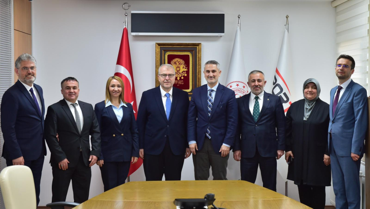 Bilecik Pazaryeri spor yatırımlarıyla gençliğe hazırlanıyor