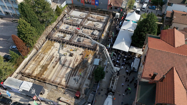 Sakarya’da spor hamlesi… Spor Salonu’nda 4. temel Sapanca’ya