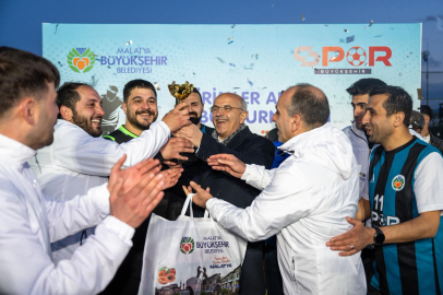 Malatya Büyükşehir'de şampiyon Gençlik ve Spor Hizmetleri Dairesi Başkanlığı oldu