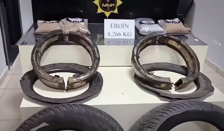 Mersin’de lastiklere gizlenmiş kilolarca eroin ele geçirildi