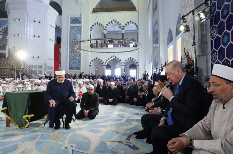 Çamlıca Camii’nde 333 öğrenci hafızlık icazetini aldı