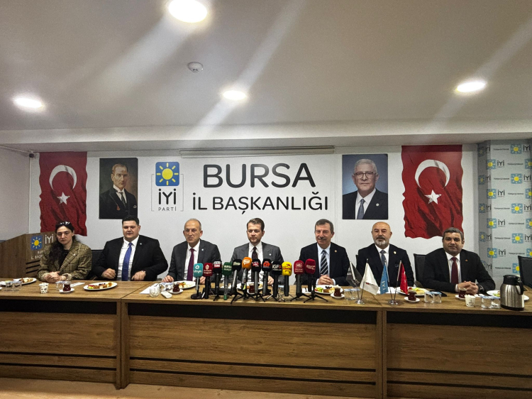 İYİ Parti Bursa’dan ekonomiye ‘Özel’ eleştiri
