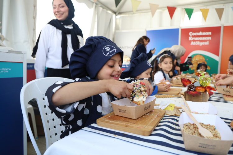 Kocaeli’de çocuklar kahraman da oldu aşçı da