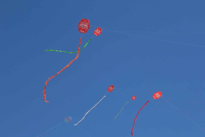 İstanbul Çekmeköy’de gökyüzünde renk cümbüşü