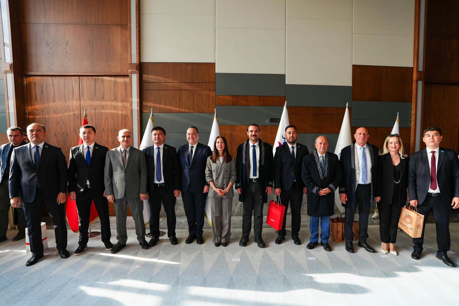 Manisa’da dünya kültürleri aynı sofrada buluştu