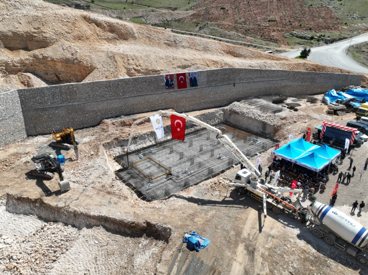 Malatya’da TOKİ Karagöz Spor Kompleksi’ne temel atıldı