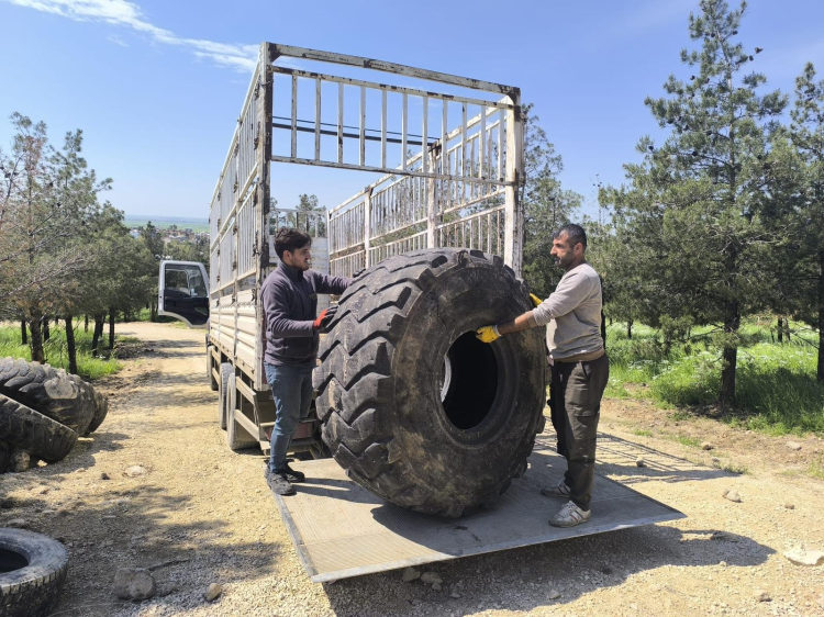 Mardin Büyükşehir, 100 ton atık lastiği geri dönüşüme kazandırdı