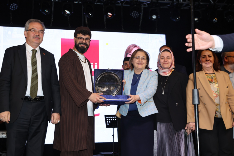 Gaziantep’te Mevlid-i Nebi’de 5 bin vatandaş buluştu