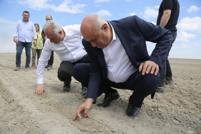 Konya'da PANKOBİRLİK pancar ekimine başladı