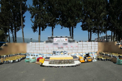 Bursa Gemlik'te milyonlarca makaron ele geçirildi