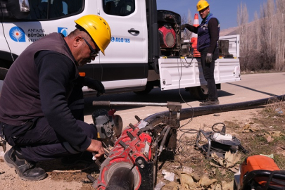 ASAT’tan Elmalı’da asfalt öncesi altyapı yatırımı