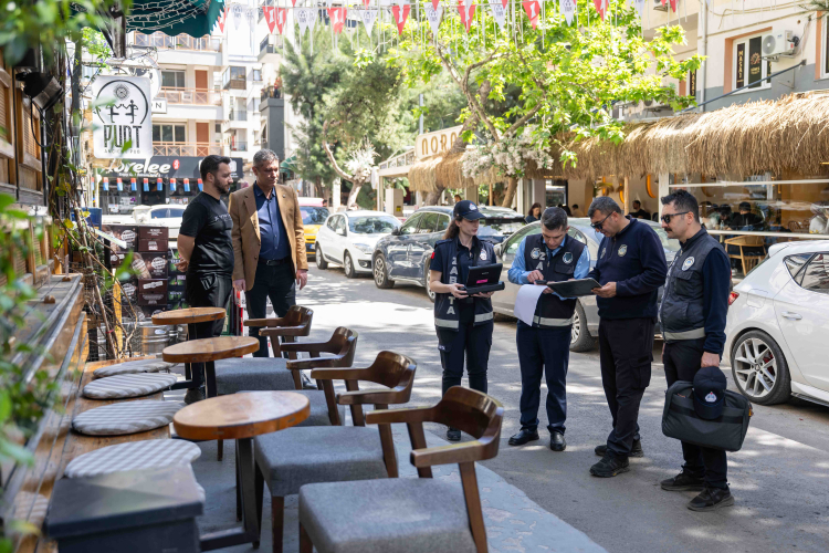 Bornova’da zabıta cezaları anında tebliğ ediliyor