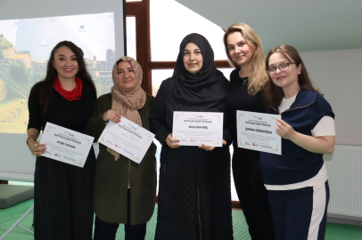 Kocaeli İZGİM’de anne adaylarının sertifika sevinci