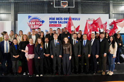 İstanbul Ataşehir’de okul bahçesine modern spor salonu